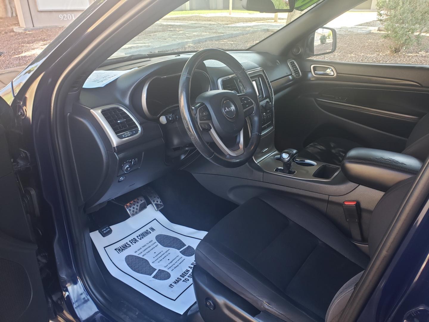 2014 /black Jeep Grand Cherokee laredo (1C4RJFAGXEC) with an 3.6L V6 DOHC 24V engine, 8 speed 4x4 transmission, located at 323 E Dunlap Ave., Phoenix, AZ, 85020, (602) 331-9000, 33.567677, -112.069000 - 2014 Jeep Grand Cherokee Laredo,......EXCELLENT condition,...... Ice Cold A/C front and rear, Clean Black interior with black cloth seats in near perfect condition, New brakes, Tune up, Touch scrren Stereo/CD player, satellite compatible, Phone sync, Bluetooth, This suv is gorgeous inside and out, I - Photo#9